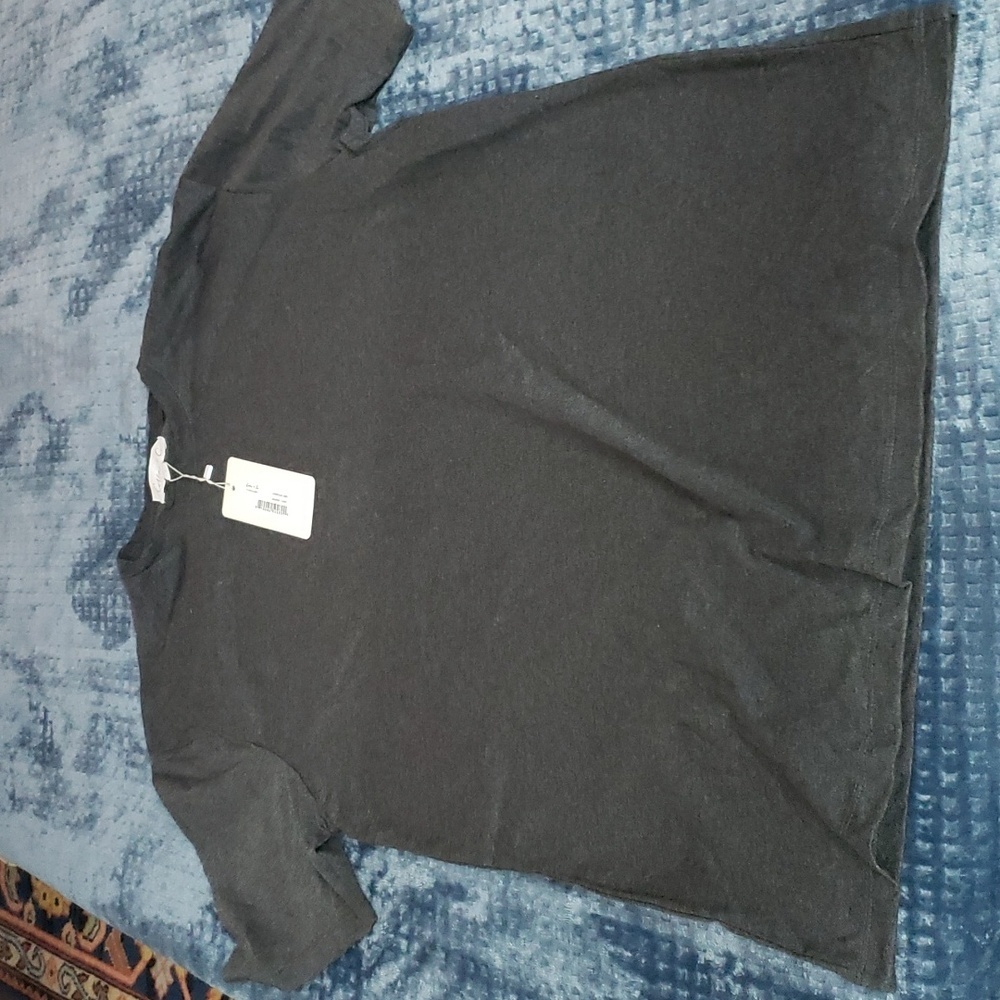 Cotton & Co. Gray t shirt